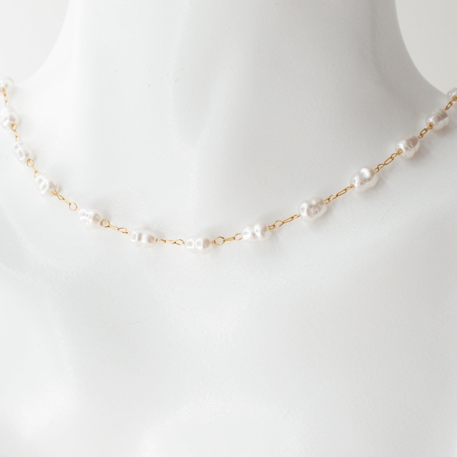 Dainty Pearl Choker Necklace - avantejewel.com