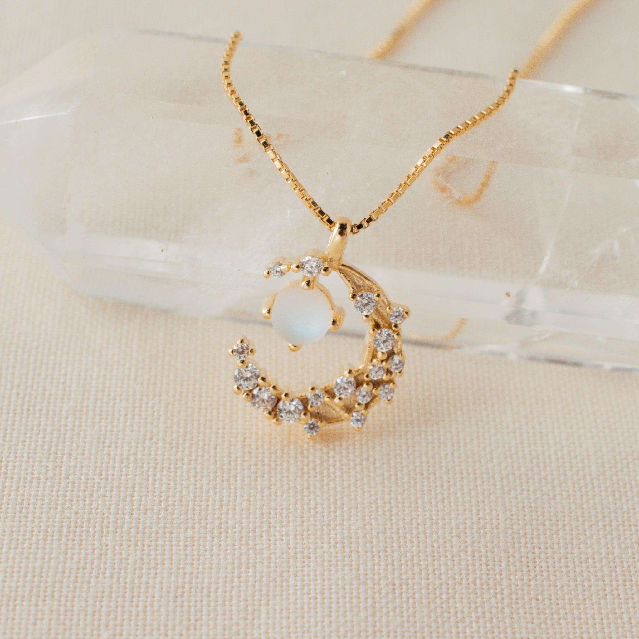 Sparkling Moon Necklace with cubic zirconia 