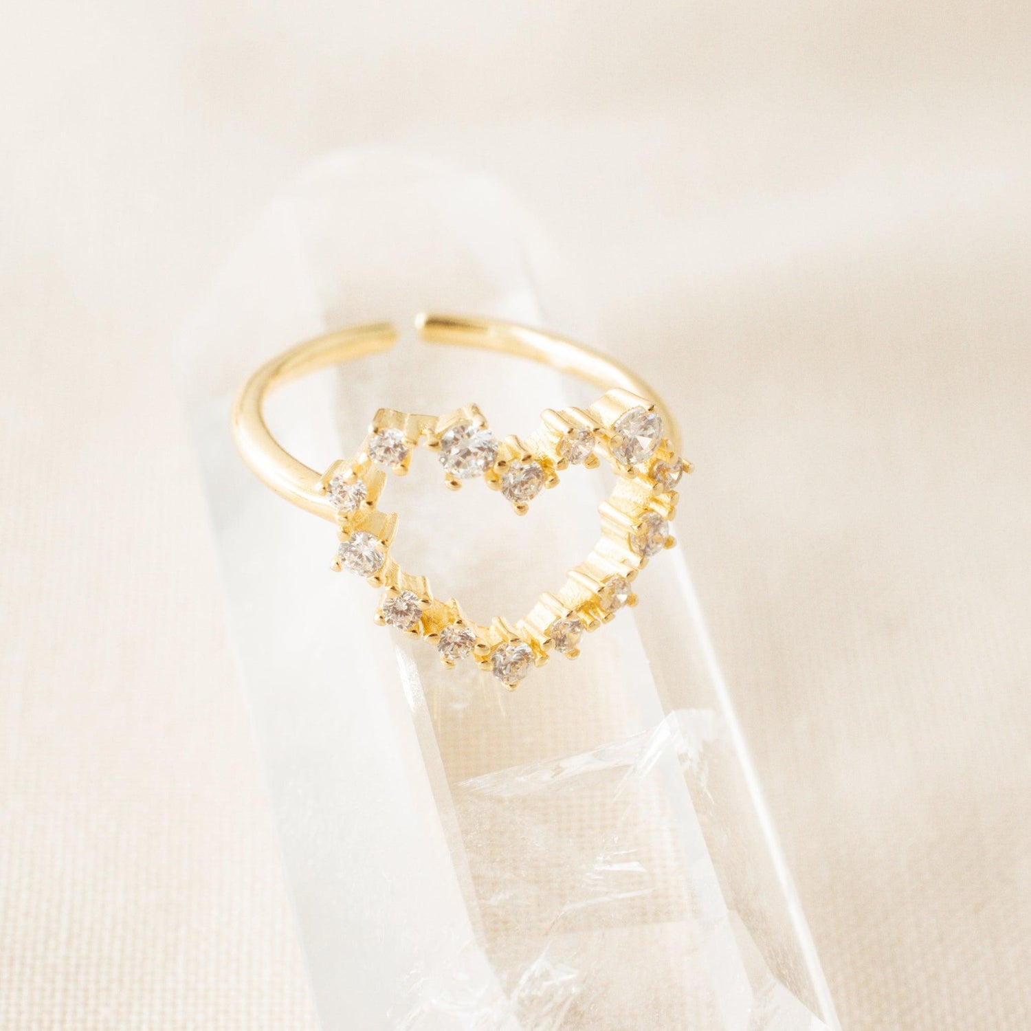 Cupid Sparkling Heart Ring - avantejewel.com