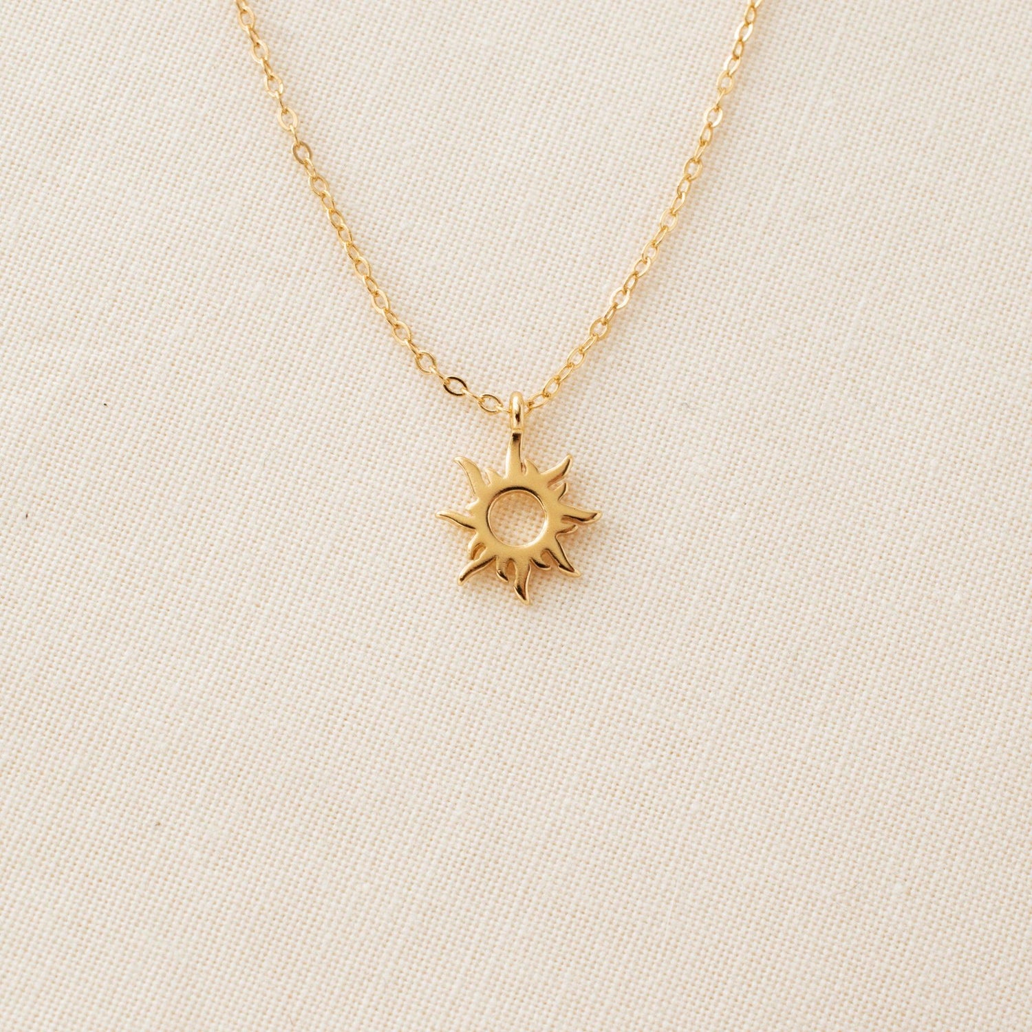 Sun Necklace - avantejewel.com